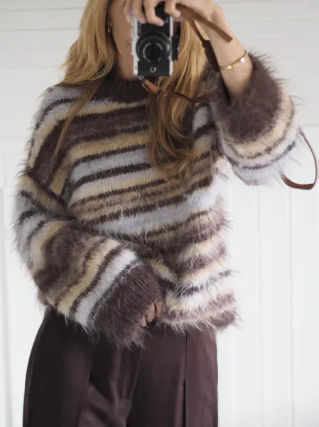 Hovedbilde Fuzzy Mista Sweater. Oppskrift