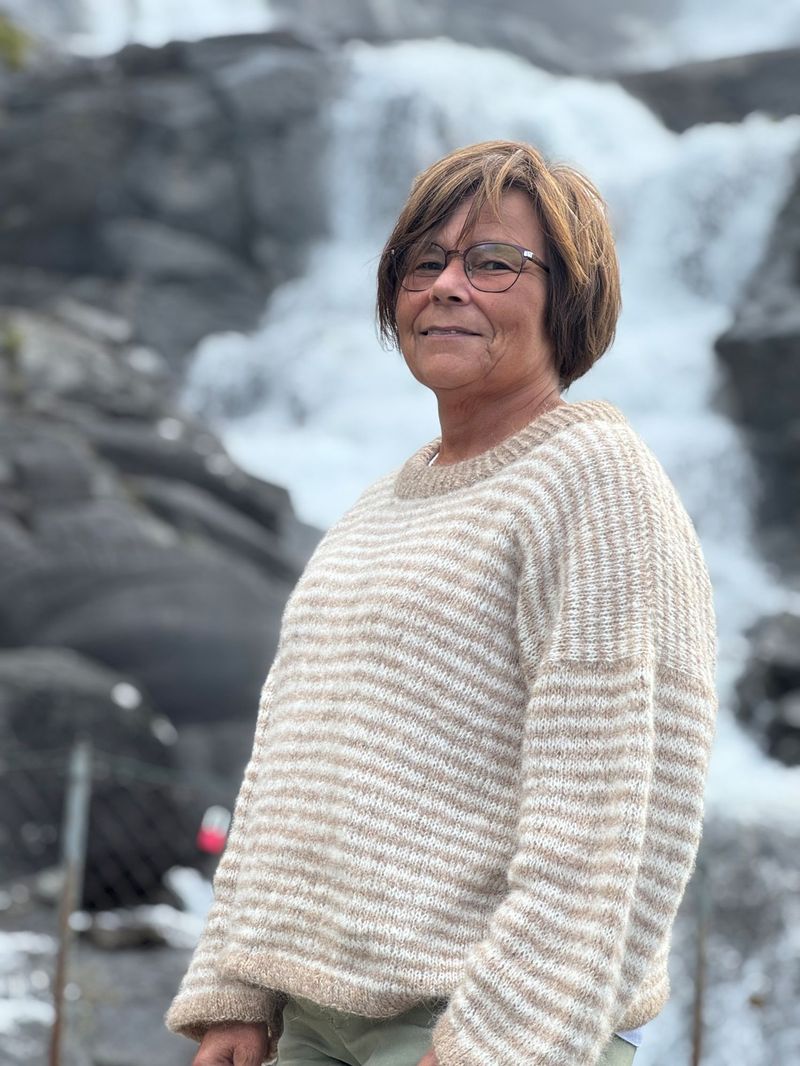 Linnea Sweater. Oppskrift