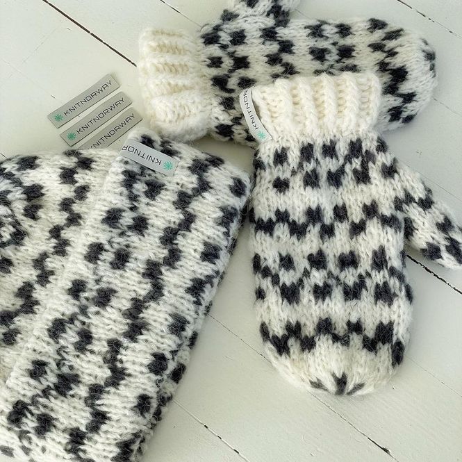 Hovedbilde Islender lue og votter. Garnpakke.