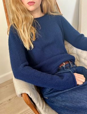Plain Yoke Cashmere. Kun garn, link til oppskrift under.