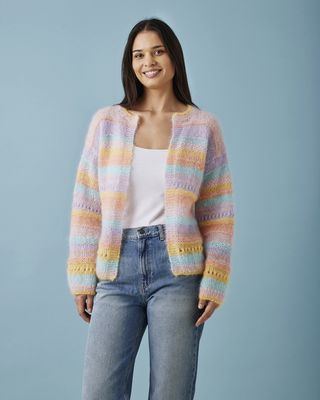 Cardigan i lune pasteller. Garnpakke